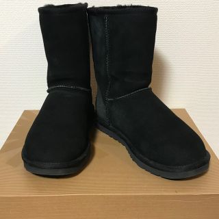 アグ(UGG)の☆専用☆ UGG アグ ムートンブーツ クラシック ショート黒 ブラック(ブーツ)