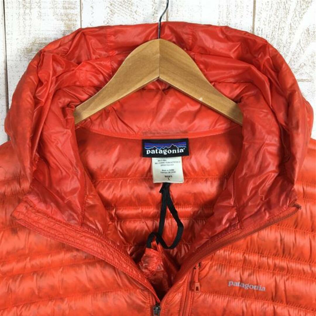 patagonia(パタゴニア)のMENs L  パタゴニア ウルトラライト ダウン フーディ ULTRALIGHT DOWN HOODY 800FP ダウン ジャケット 生産終了モデル 入手困難 PATAGONIA 84765 PBH Paintbrush Red オレンジ系 メンズのメンズ その他(その他)の商品写真