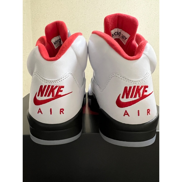 NIKE(ナイキ)のNike Air Jordan 5 Retro Fire Red スラムダンク メンズの靴/シューズ(スニーカー)の商品写真