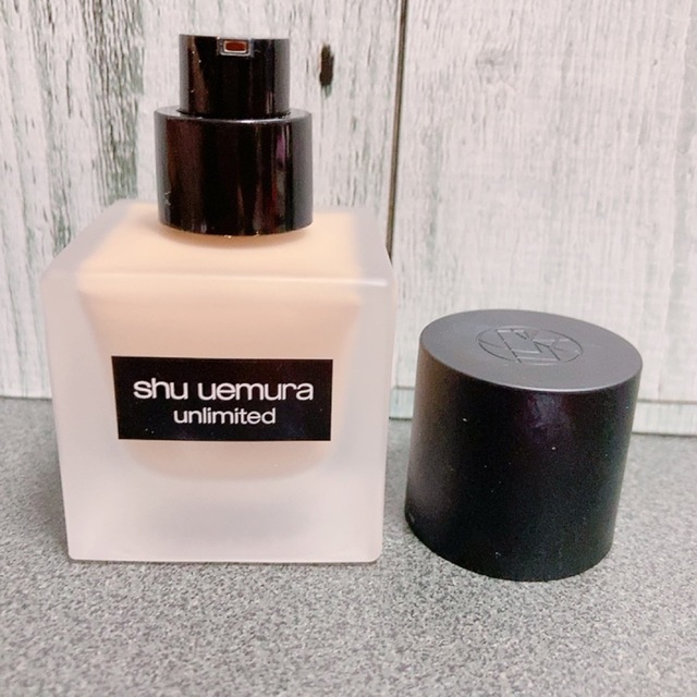 shu uemura(シュウウエムラ)のシュウ ウエムラ アンリミテッド ラスティング フルイド 564 35ml コスメ/美容のベースメイク/化粧品(ファンデーション)の商品写真