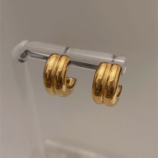 アダムエロぺ(Adam et Rope')のDouble line C pierce gold No.891(ピアス)