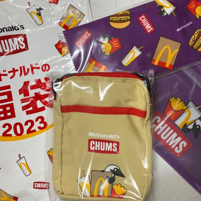 CHUMS(チャムス)のマクドナルド　2023 福袋　CHUMS マック　McDonald エンタメ/ホビーのコレクション(ノベルティグッズ)の商品写真
