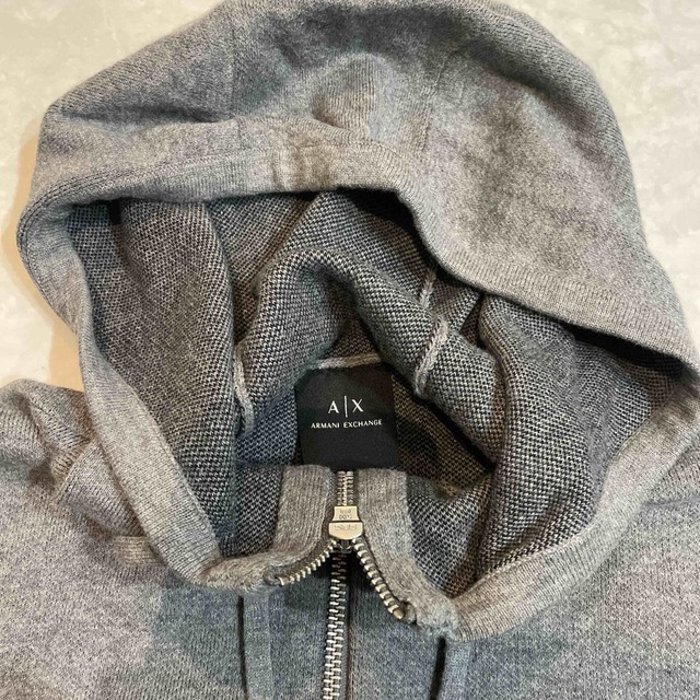 ARMANI EXCHANGE(アルマーニエクスチェンジ)のアルマーニエクスチェンジ　前あきジッププリントパーカー メンズのトップス(パーカー)の商品写真