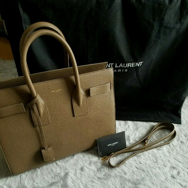 上品 Saint Laurent LAURENT サックドジュール 正規品☆【新品同様