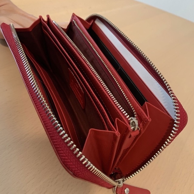 ❤︎︎新品 未使用品❤︎ Vivienne Westwood 3Dオーブ 長財布