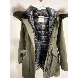 モンクレール(MONCLER)のモンクレール　ダウン(ダウンジャケット)