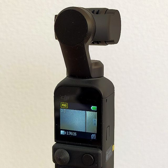 DJI Pocket 2 + microSD64GBと256GB +車載マウント DJI Pocket 2 + microSD64GBと256GB +車載マウント