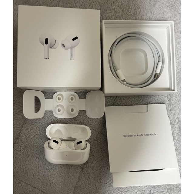 Apple(アップル)のApple AirPods Pro 第一世代 初代  スマホ/家電/カメラのオーディオ機器(ヘッドフォン/イヤフォン)の商品写真