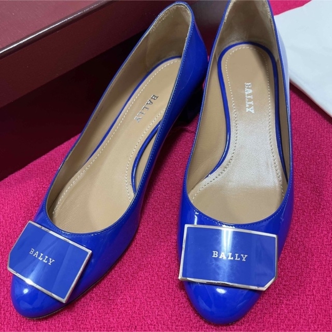 人気の雑貨 BALLY バリーパンプス TRUE BLUE 16 CALF PATENT