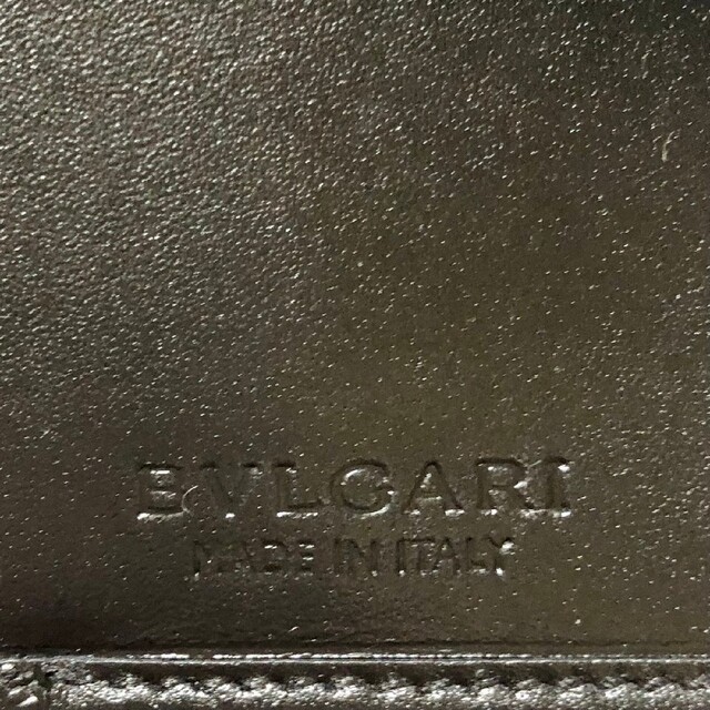 BVLGARI(ブルガリ)のさくはる様専用✨綺麗　BVLGARI　ブルガリ　折り財布　人気　収納抜群　箱付き レディースのファッション小物(財布)の商品写真