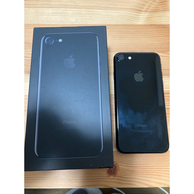 スマートフォン本体iPhone7 128GB jet black