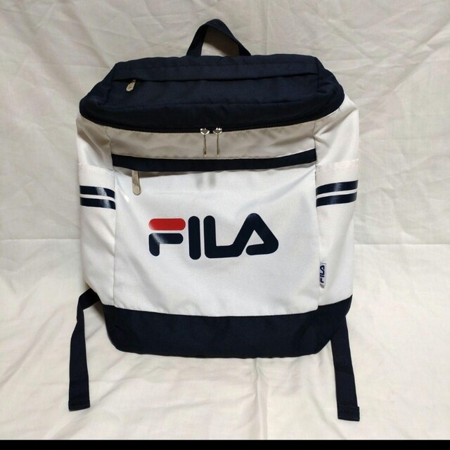 FILA　リュック　男女兼用　フィラ レディースのバッグ(リュック/バックパック)の商品写真