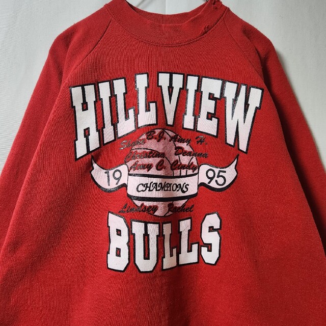 FRUIT OF THE LOOM(フルーツオブザルーム)の90s USA製　Hillview Bulls デザイン スウェット　XXL 赤 メンズのトップス(スウェット)の商品写真