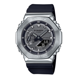 新品　G-SHOCK　腕時計　メタルカバード GM-2100-1AJF(腕時計(アナログ))