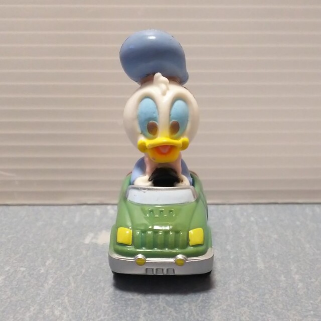 Disney(ディズニー)のドナルドダック エンタメ/ホビーのおもちゃ/ぬいぐるみ(キャラクターグッズ)の商品写真