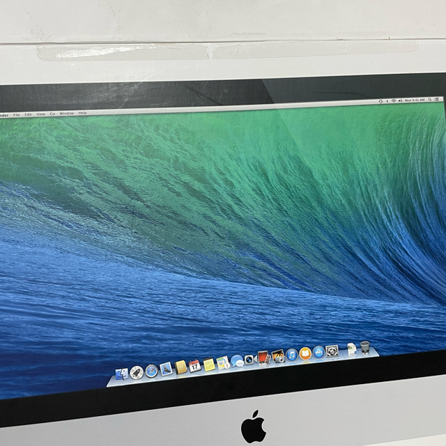 Mac (Apple)(マック)の【訳あり特価】Apple iMac 21.5inch 箱+電源コード/キーボード スマホ/家電/カメラのPC/タブレット(デスクトップ型PC)の商品写真