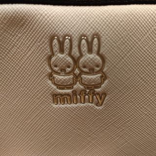 ミッフィー(miffy)のミッフィー　合皮　多機能ポーチ(ポーチ)