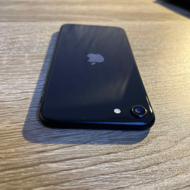 AppleiPhone SE 2 64GB SIMフリー ブラック