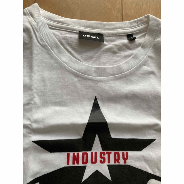 DIESEL(ディーゼル)のディーゼル　半袖　Tシャツ メンズのトップス(Tシャツ/カットソー(半袖/袖なし))の商品写真