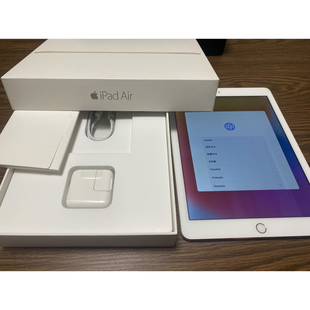 iPad Air2 16GB simフリー 1