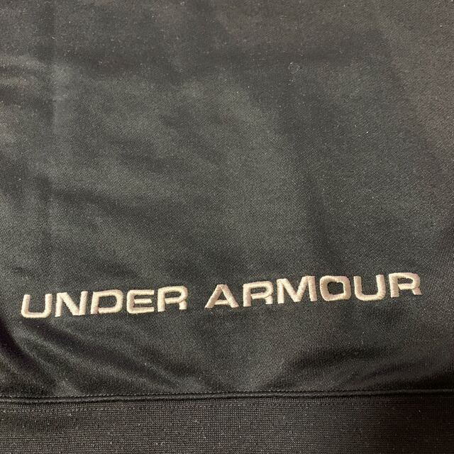 UNDER ARMOUR(アンダーアーマー)の★あー様専用★アンダーアーマー  パーカー　MD メンズのトップス(パーカー)の商品写真