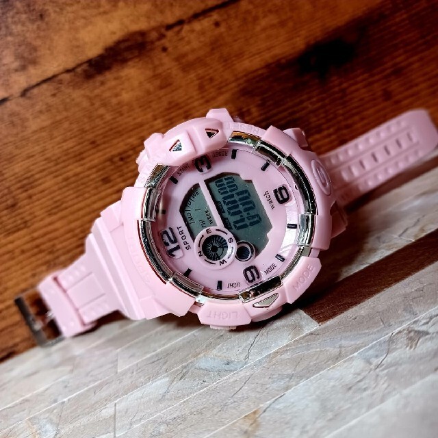 デジタル メンズ レディース&ボーイズ ガールズ 多機能 腕時計LED ピンク メンズの時計(腕時計(デジタル))の商品写真