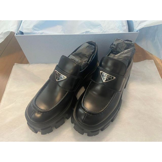 日本最大のブランド PRADA - PRADA モノリスブラッシュドレザー