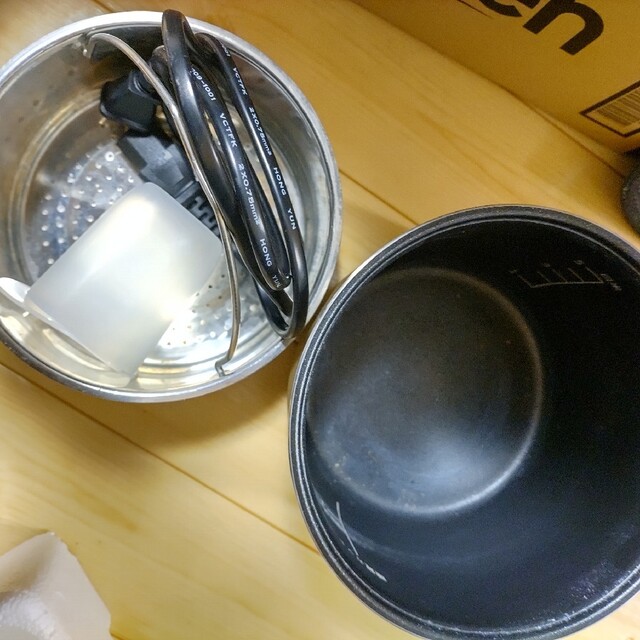 値下げしました！ロカボ 炊飯器 糖質オフ ブラック スマホ/家電/カメラの調理家電(炊飯器)の商品写真