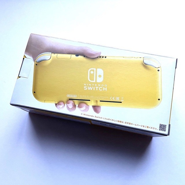 【新品】NINTENDO SWITCH LITE イエロー　フィルム　ソフト付き