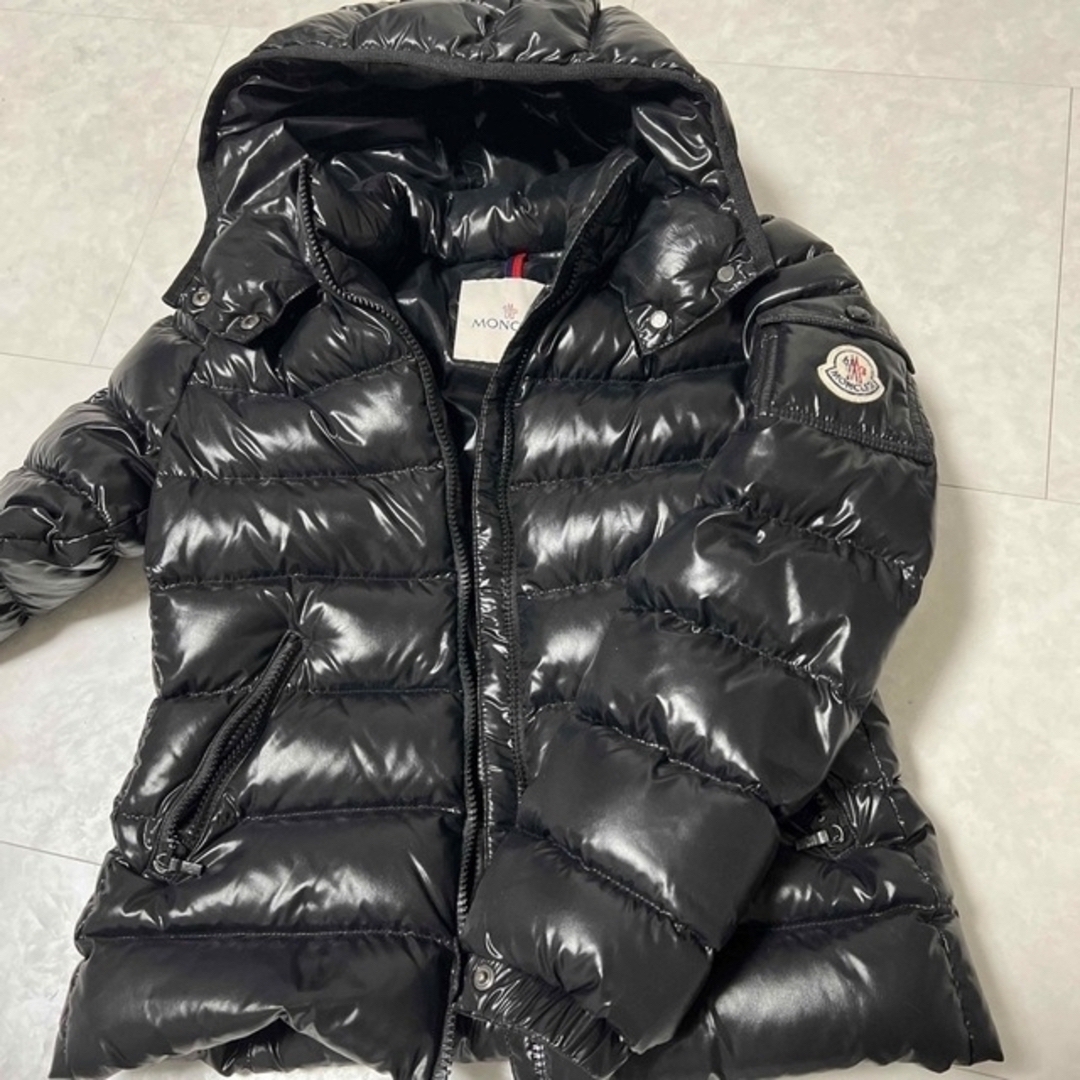 MONCLER(モンクレール)のモンクレール　ダウン　キッズ キッズ/ベビー/マタニティのキッズ服男の子用(90cm~)(ジャケット/上着)の商品写真