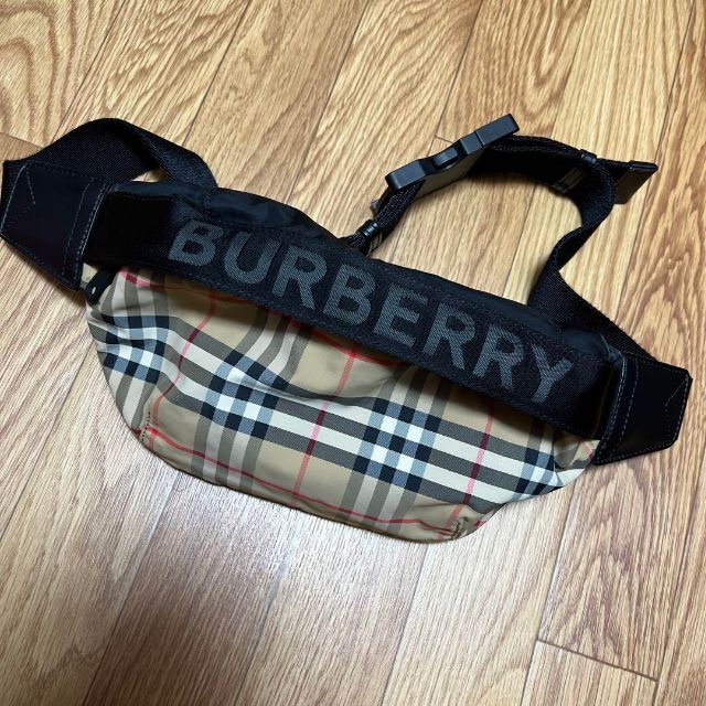 バーバリー BURBERRY ボディバッグ バムバッグ