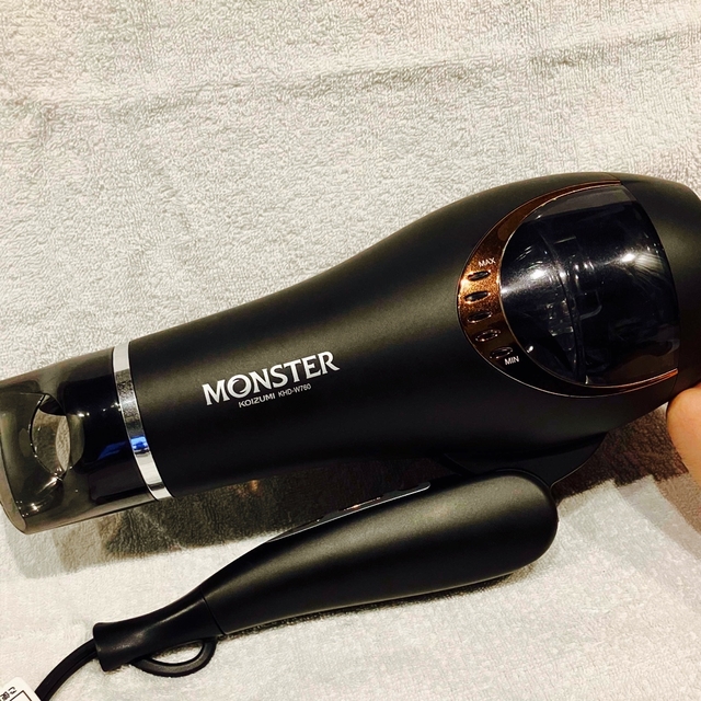 KOIZUMI(コイズミ)のKOIZUMI　MONSTERダブルファンドライヤー　KHD-W760 スマホ/家電/カメラの美容/健康(ドライヤー)の商品写真