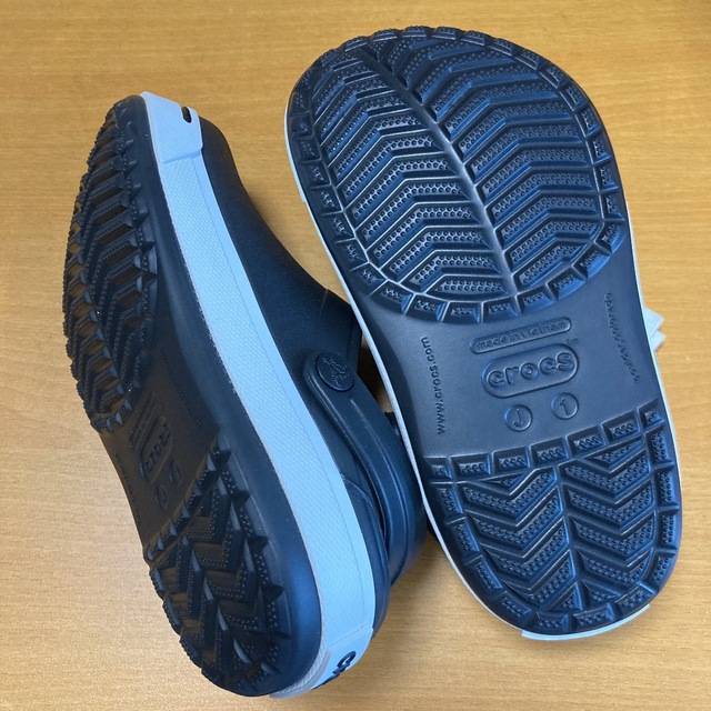 crocs(クロックス)の新品 19.5㎝ クロックス クロックバンド 2.0 クロッグ ブラック キッズ/ベビー/マタニティのキッズ靴/シューズ(15cm~)(サンダル)の商品写真