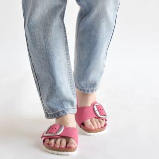 ビルケンシュトック(BIRKENSTOCK)のBIRKENSTOCK マドリッド ビッグバックル新品(サンダル)