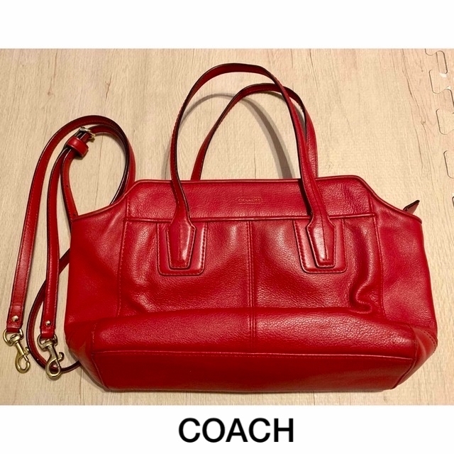 COACH(コーチ)のCOACH コーチ 革ハンドバッグ ショルダーバッグ 2way 赤 レッド レディースのバッグ(ハンドバッグ)の商品写真