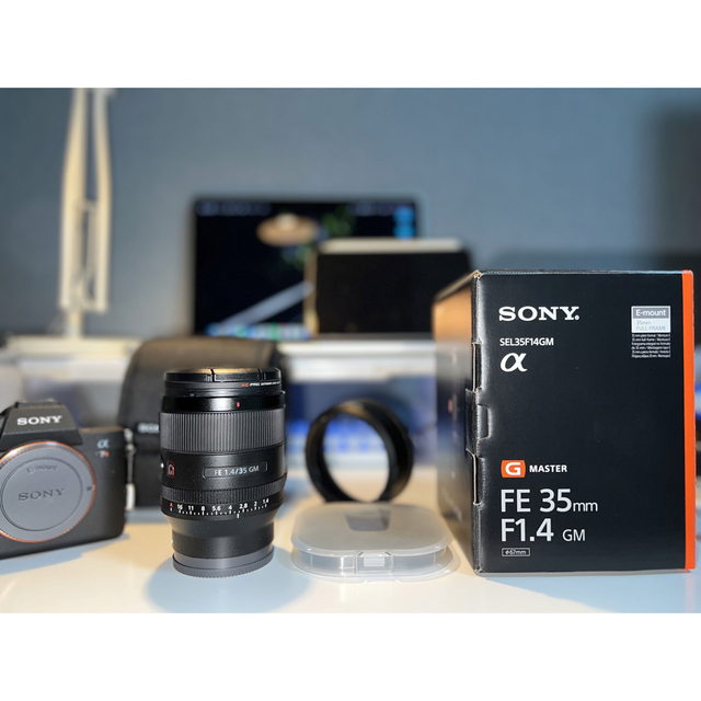 SONY(ソニー)のSONY ソニー 交換レンズ FE 35F1.4 GM SEL35F14GM スマホ/家電/カメラのカメラ(レンズ(単焦点))の商品写真