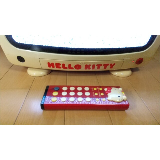 【希少】サンリオ HELLO KITTY ブラウン管 テレビ