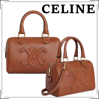 celine - ミディアム トリオンフ / トリオンフ刺繍 人気の通販 by クボ ...