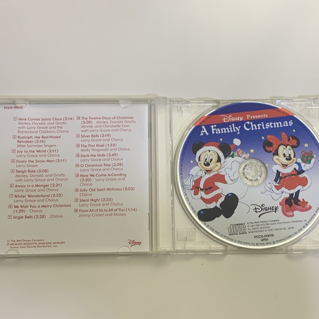 Disney(ディズニー)のDisney   A Family Christmas   CD   ディズニー エンタメ/ホビーのCD(キッズ/ファミリー)の商品写真
