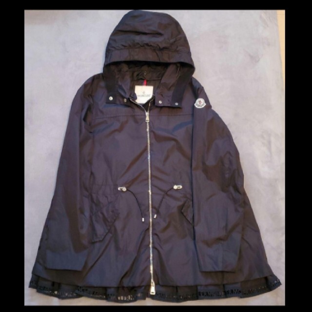 MONCLER(モンクレール)のモンクレール　マウンテンパーカー　LOTY　ブラック　サイズ3 レディースのジャケット/アウター(ナイロンジャケット)の商品写真