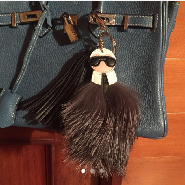 FENDI(フェンディ)の完売商品再入荷！カールおじさんファーチャーム！カールラガーフェルドチャーム ハンドメイドのファッション小物(バッグチャーム)の商品写真