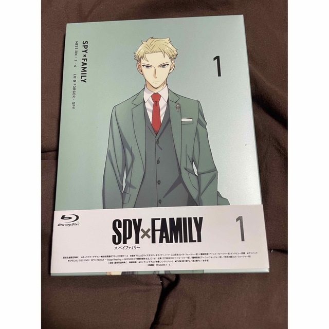 集英社(シュウエイシャ)のSPY×FAMILY 1巻〜3巻　ビスケット様 エンタメ/ホビーのDVD/ブルーレイ(アニメ)の商品写真