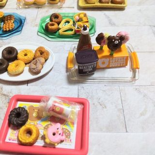 MegaHouse - あげたてドーナツ屋さん 8種+バージョン違い2種