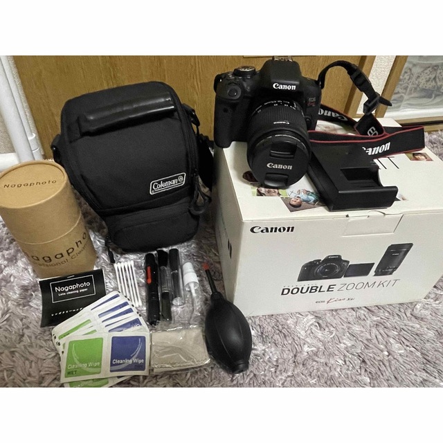 Canon EOS KISS X8i EOS Wズームキット　周辺物品セット