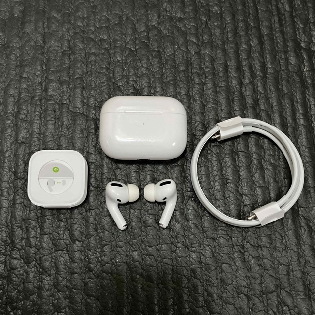 APPLE AirPods Pro ノイズキャンセリング付完全ワイヤレスイヤホン