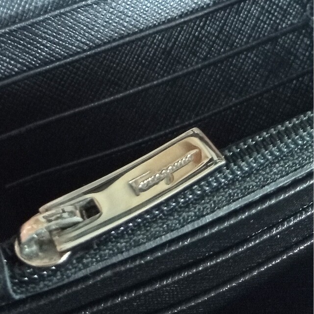 Salvatore Ferragamo サルヴァトーレフェラガモ 長財布 黒
