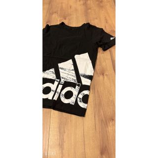 アディダス(adidas)のアディダス　Tシャツ　160 新品未使用(Tシャツ/カットソー)