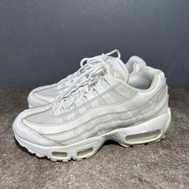 NIKE WMNS AIR MAX 95 TRIPLE WHITE スニーカー