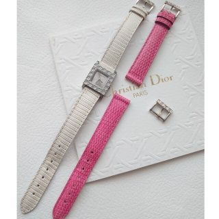 Christian Dior(腕時計 ・ ピンク/桃色系)のフリマアイテム一覧 Christian Dior(腕時計 ・ ピンク/桃色系)のフリマアイテム一覧