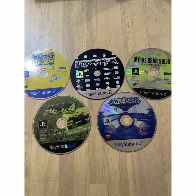 PlayStation2(プレイステーション2)のPS2ソフト5本　サカつく　ダビつく4 メタルギアソリッド エンタメ/ホビーのゲームソフト/ゲーム機本体(家庭用ゲームソフト)の商品写真